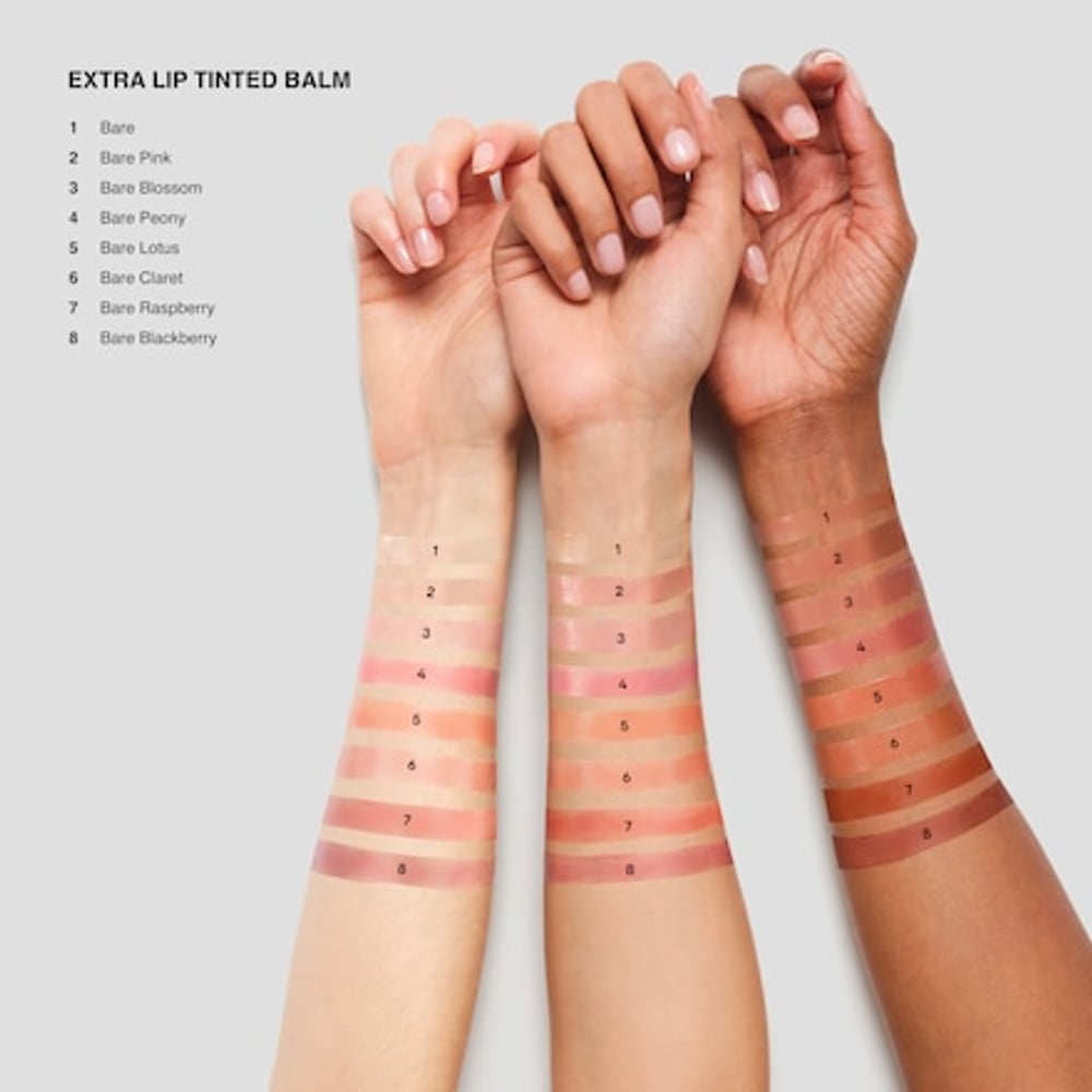 Extra Lip Tinted Balm con tecnologia rimpolpante ai peptidi