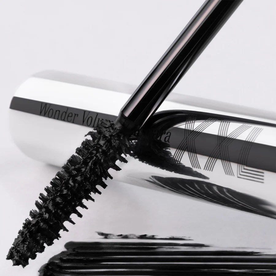 clarins-wonder-volume-mascara-xxl-01-extreme-black-1cl0000000303-06_900x