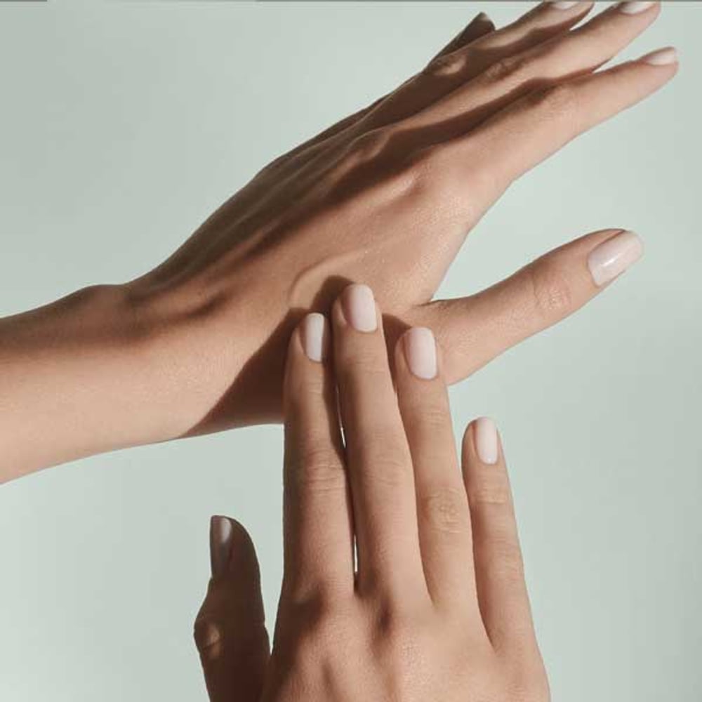 The Hand Treatment Mani Antietà Antimacchie 100ml