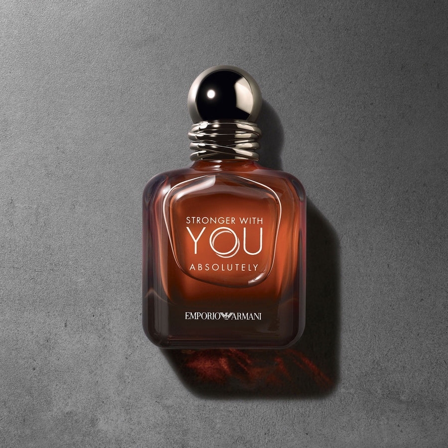 giorgio-armani-stronger-with-you-absolutely-100-ml-1amy01sas2-03_be16b332-48fa-4344-b0a8-5cf466aac0ae_900x