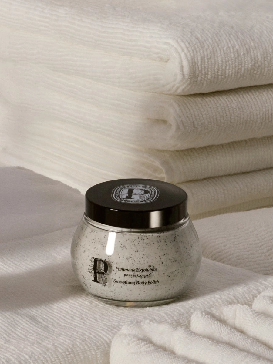 Pomata esfoliante per il corpo Smoothing Body Polish